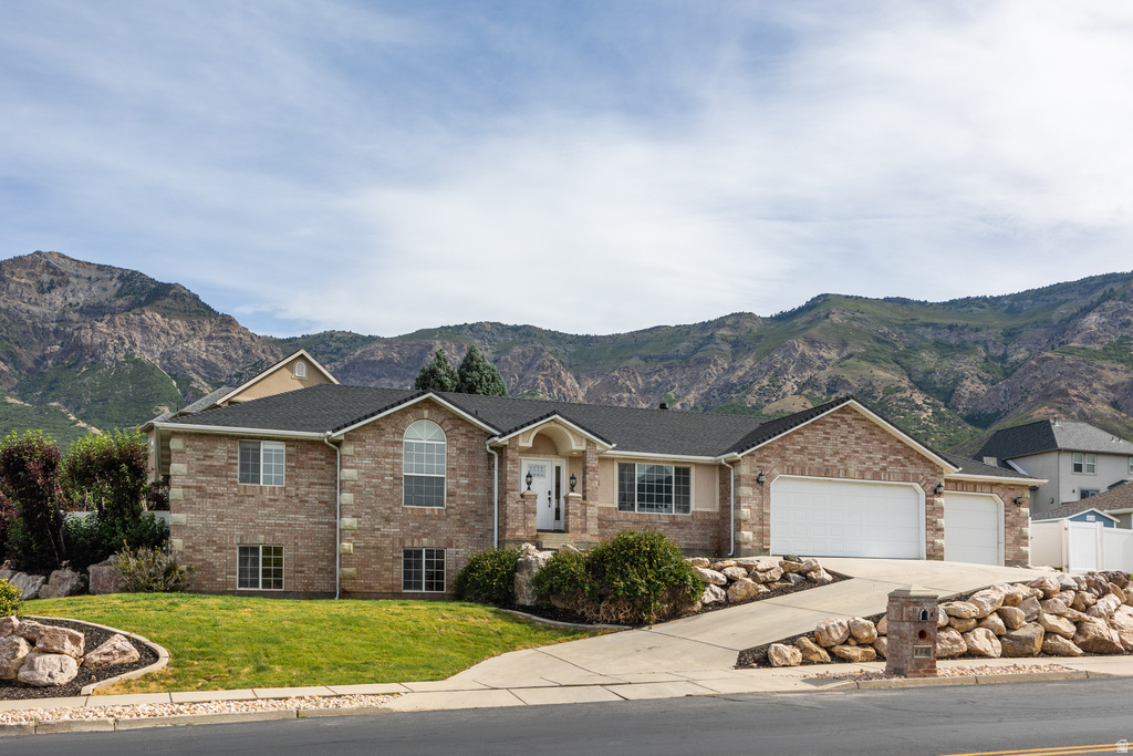 804 E 3300 N, North Ogden