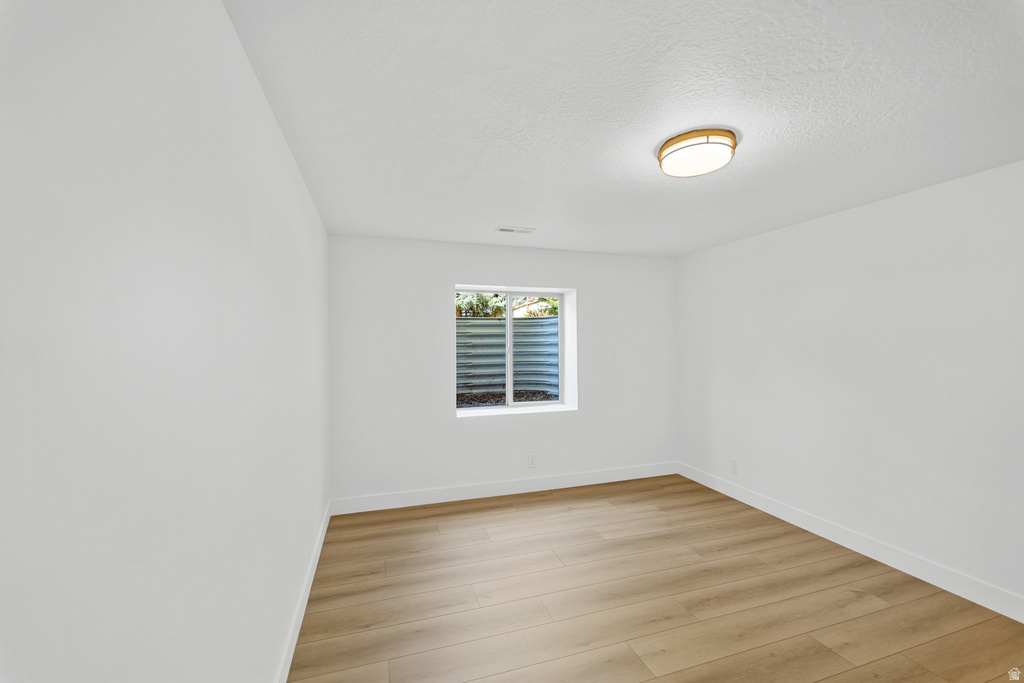 2096 E Linden Cir — photo 43