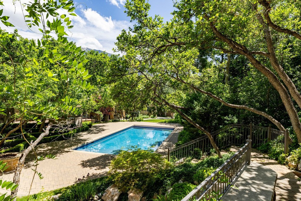 3450 E Hidden Oak Dr — photo 61