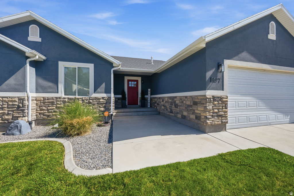 1197 E RAVEN WAY photo 3