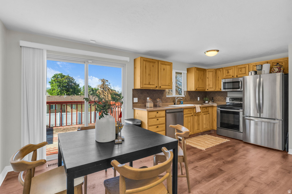 1124 E WEBSTER DR photo 5
