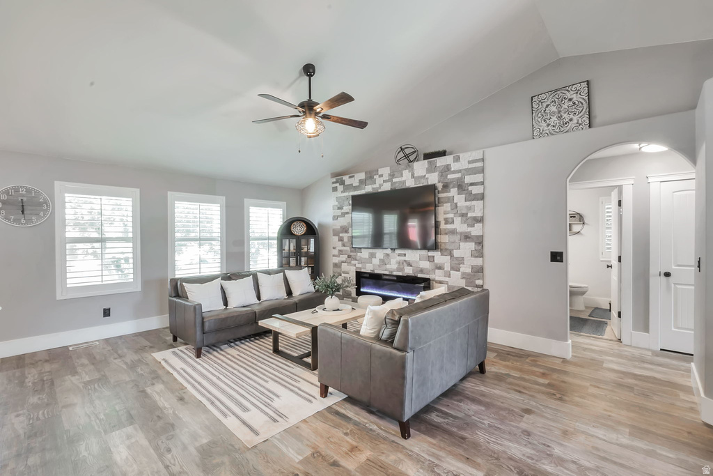 1023 N 3300 W photo 5