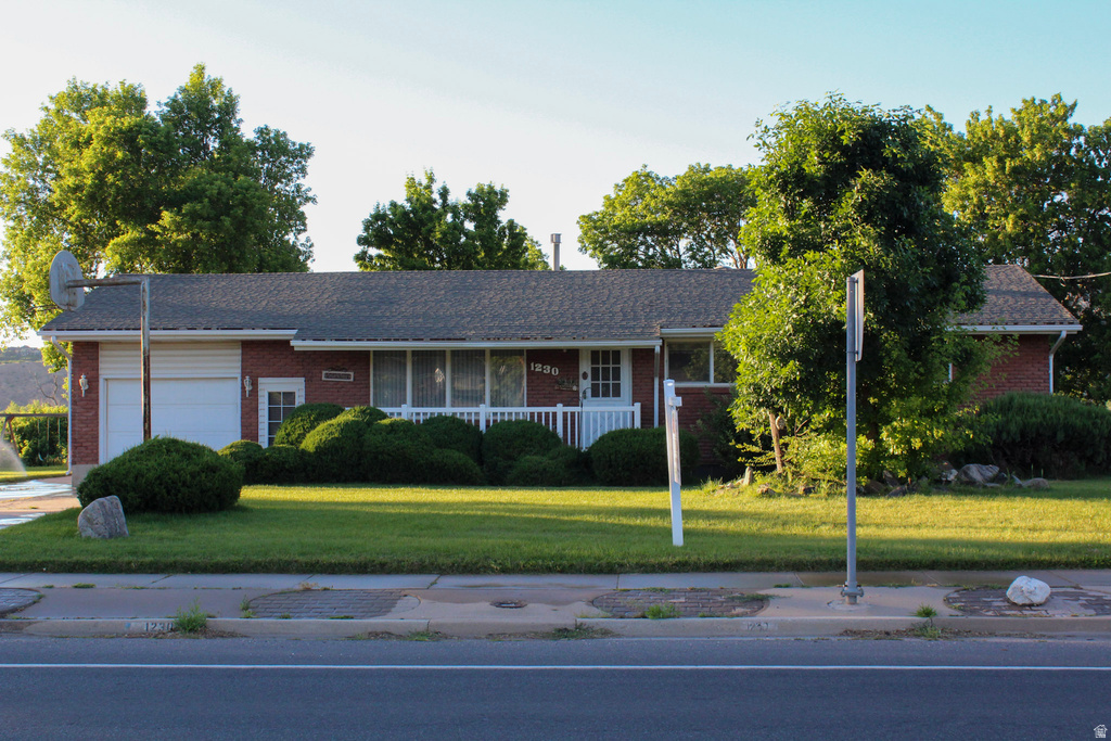 1230 E SOUTH WEBER DR photo 3