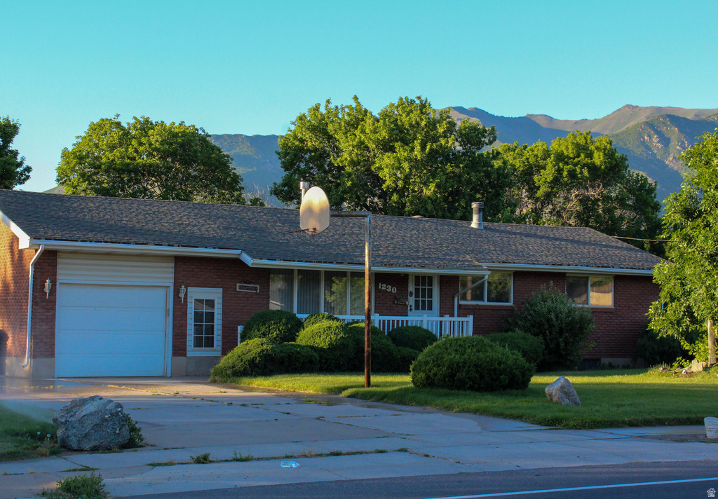 1230 E SOUTH WEBER DR photo 4