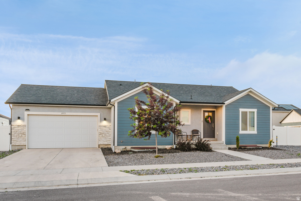 2415 E BOXWOOD LN photo 2