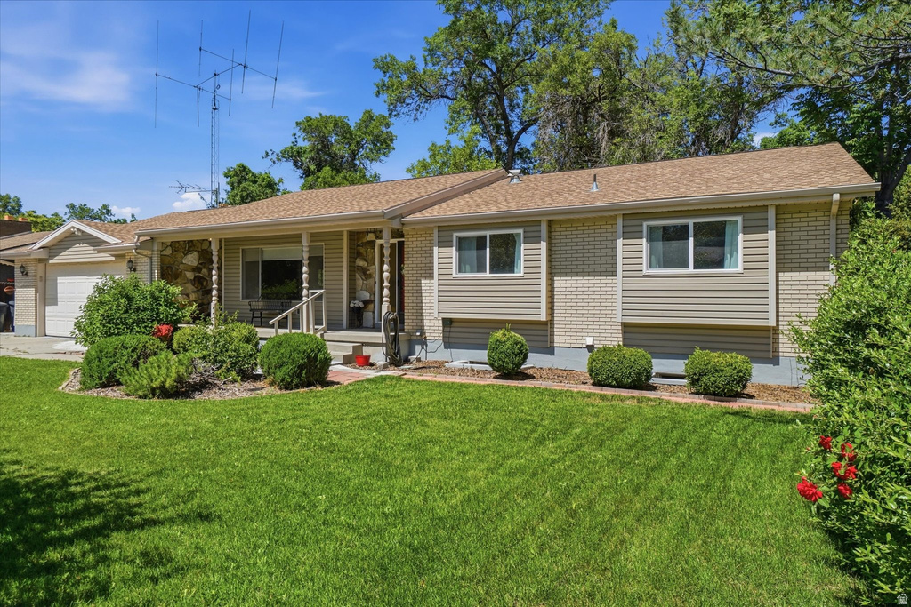 2570 W BLAKE DR photo 3