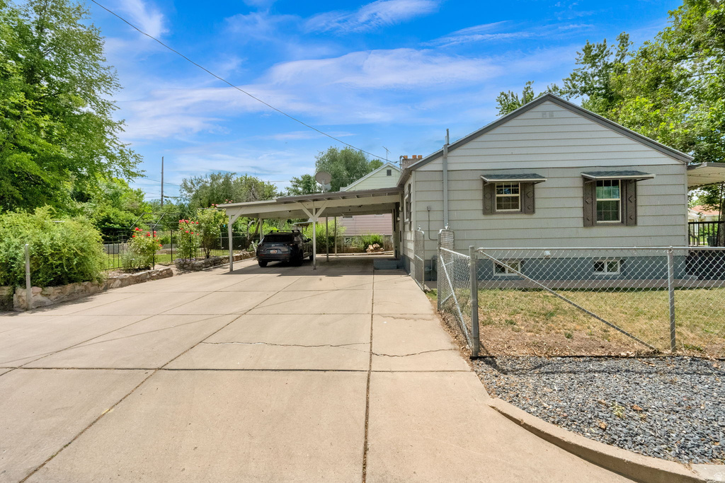 3504 ORCHARD AVE photo 4