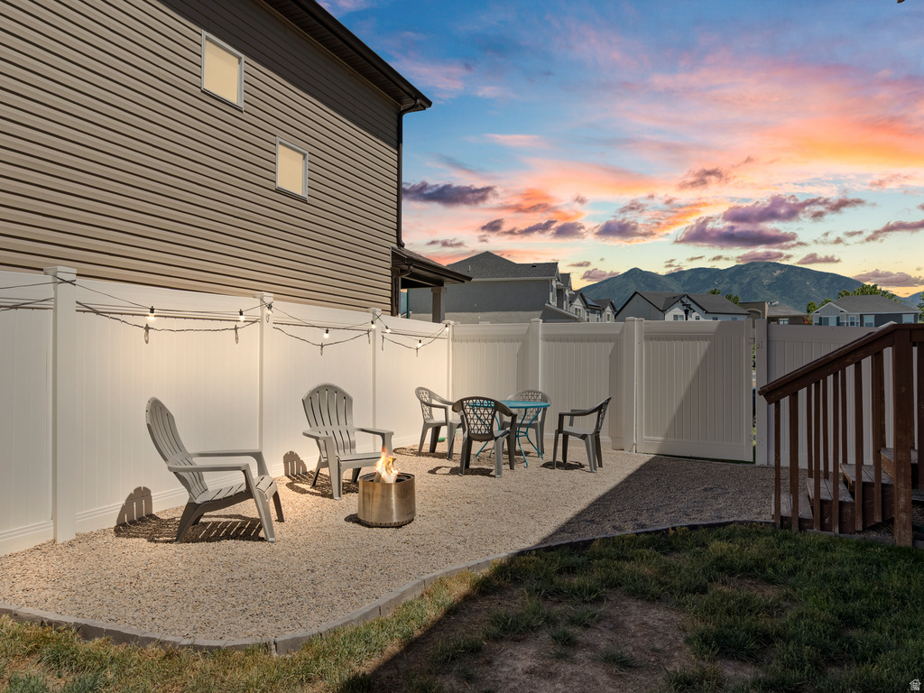 1763 N AARON DR photo 2