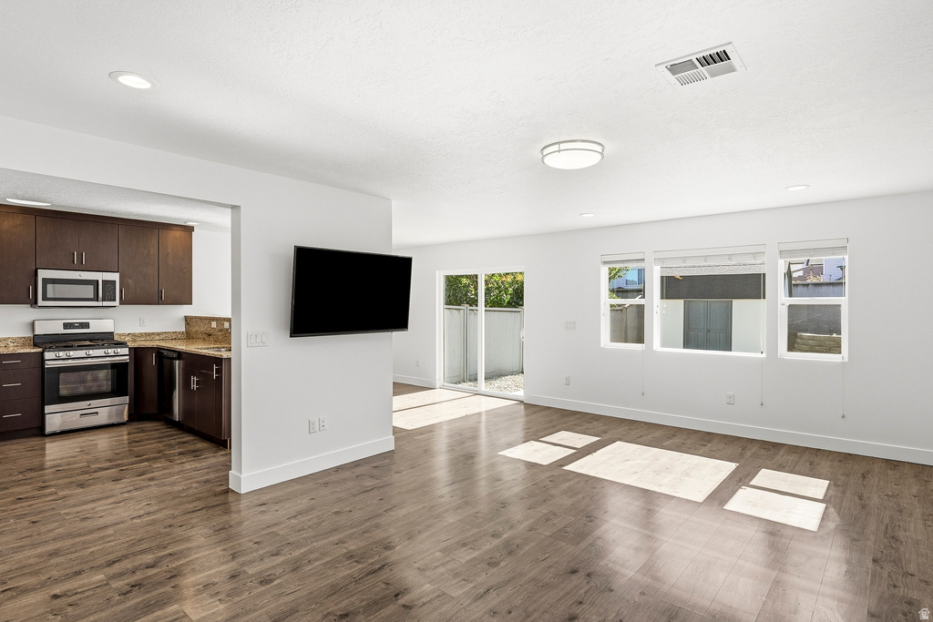 879 S 25 W photo 4