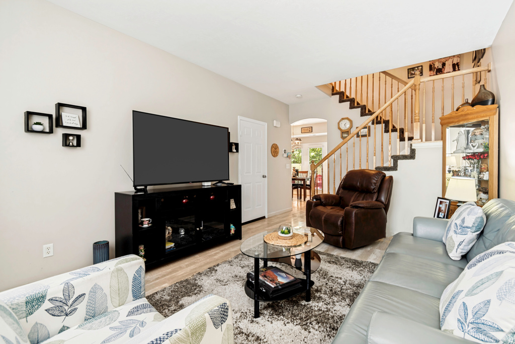 6649 S PINE LANDING WAY photo 4