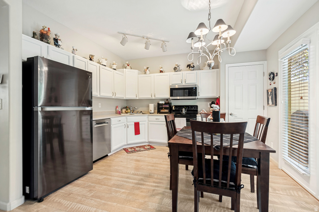 6649 S PINE LANDING WAY photo 5