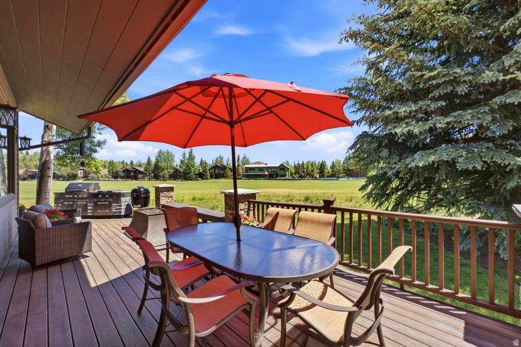 2808 LUCKY JOHN DR photo 3
