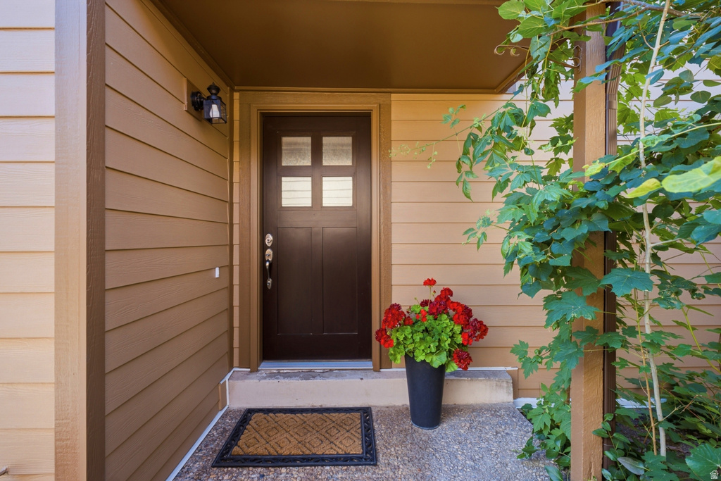 3088 E NORDIC DR photo 2