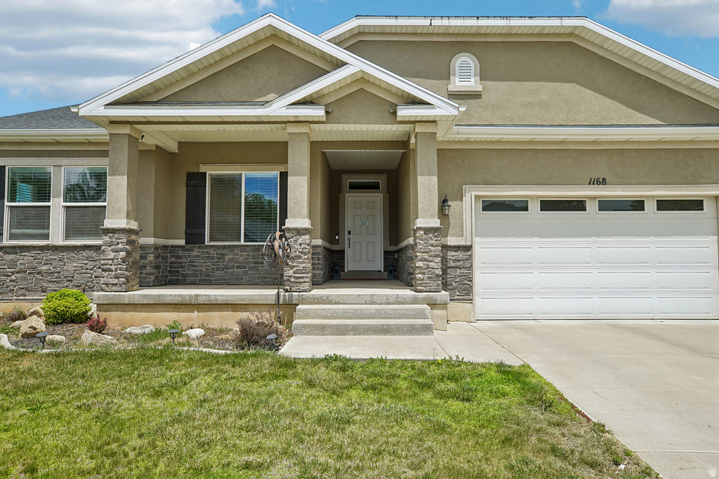 1168 E CANYON DR photo 3