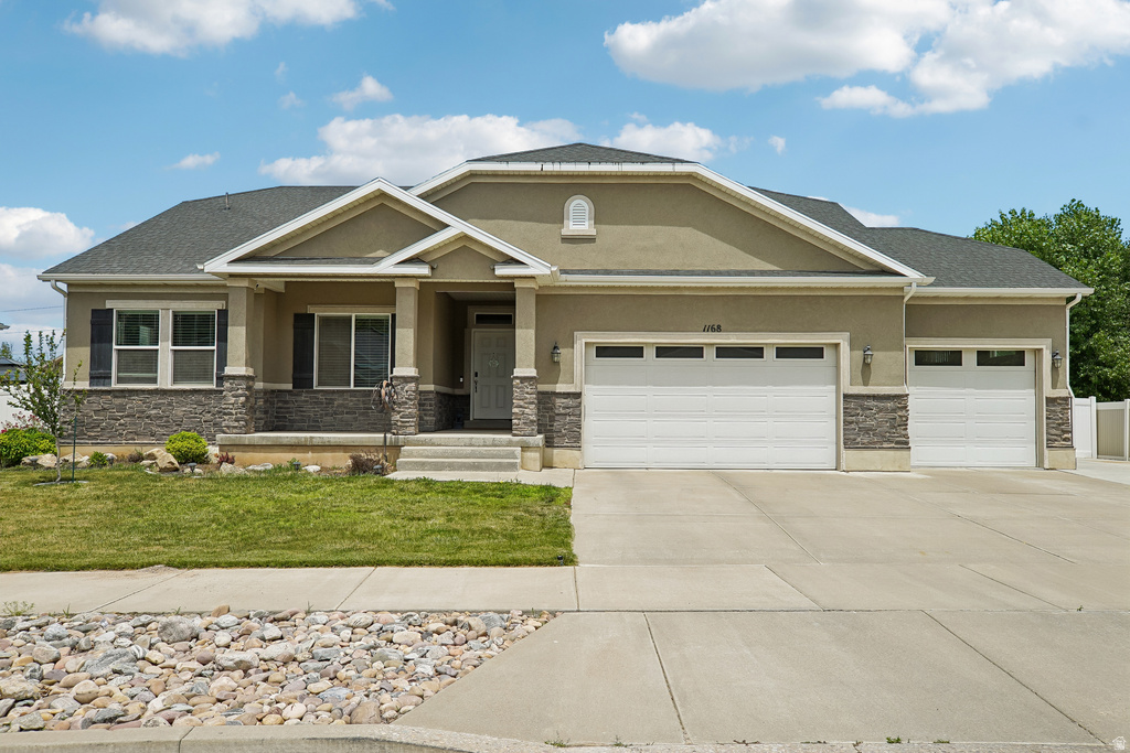 1168 E CANYON DR photo 2