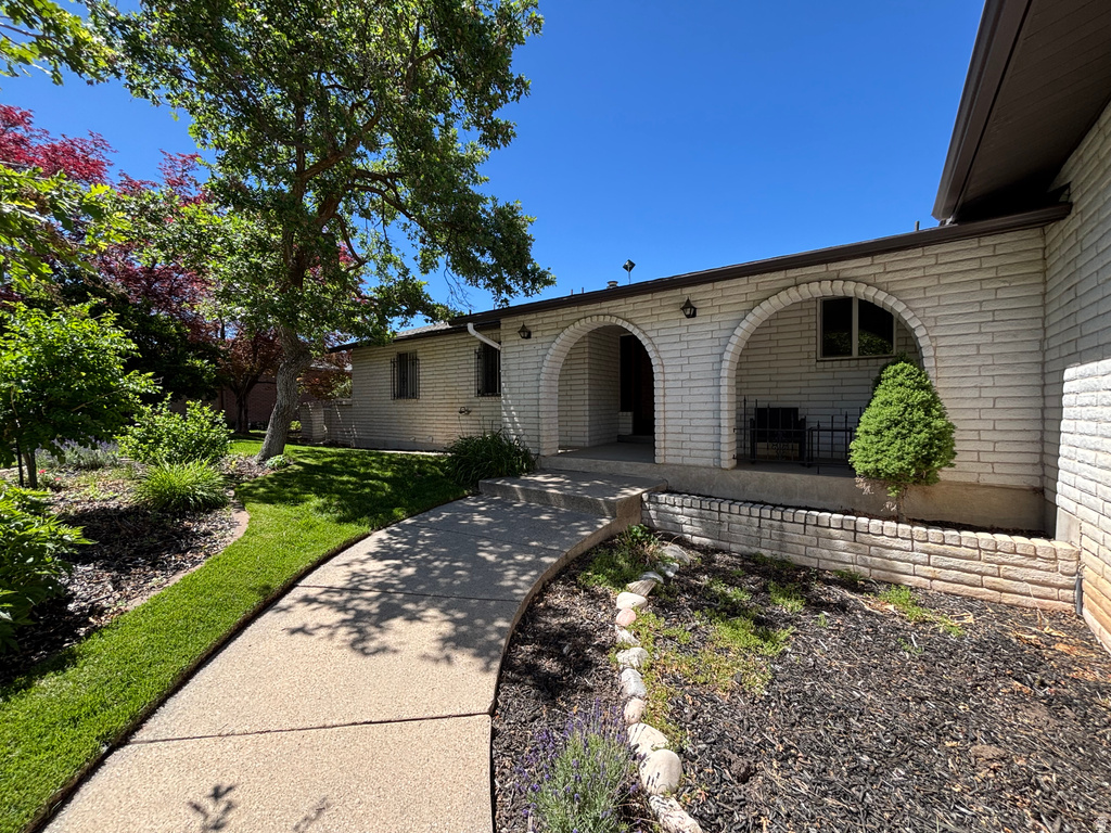 2369 N 2600 E photo 2