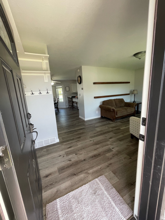 1373 N 40 E photo 2