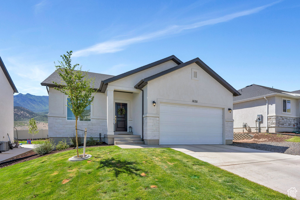 1635 W ONYX DR photo 2