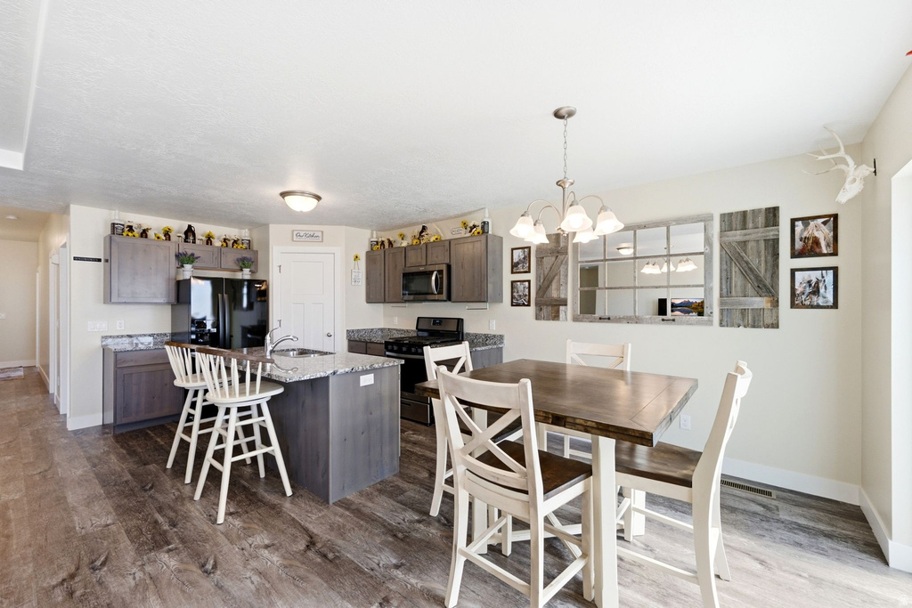 1121 W HONEYCOMB DR photo 3
