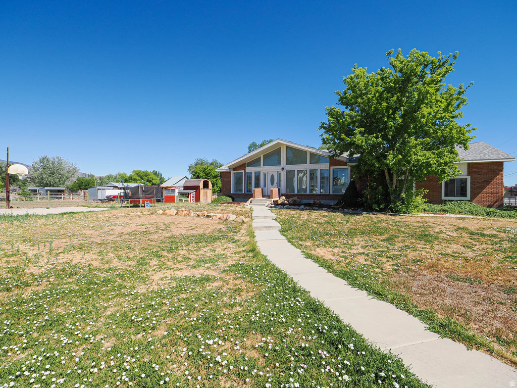 48 ORCHARD LN photo 3