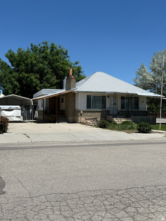 93 E 200 N photo 3