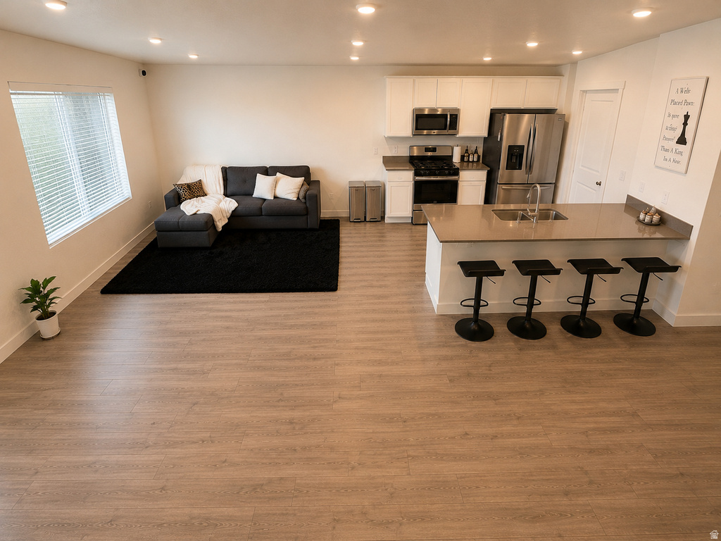 943 JACK DR photo 3