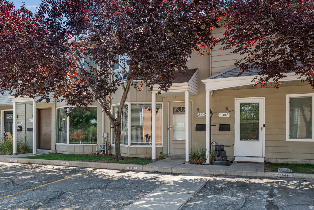 3343 S GEORGETOWN photo 2