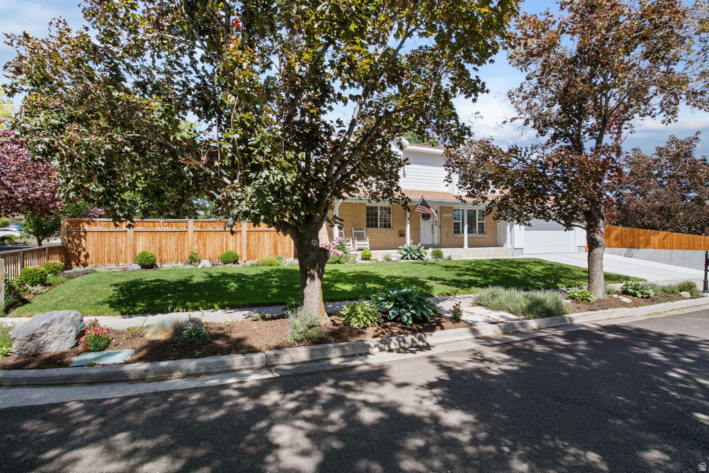 4192 S BANNOCK DR photo 3