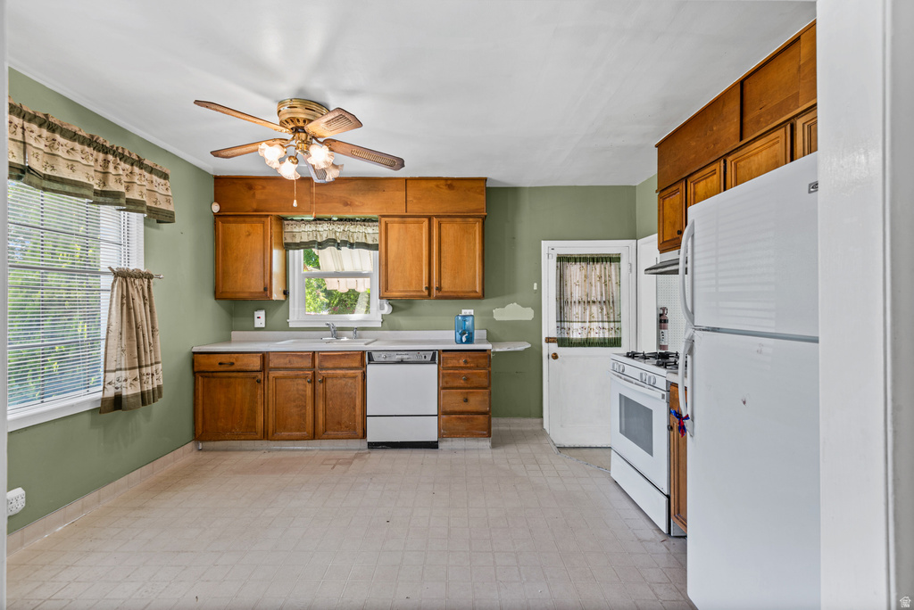 843 W MONTAGUE AVE photo 5
