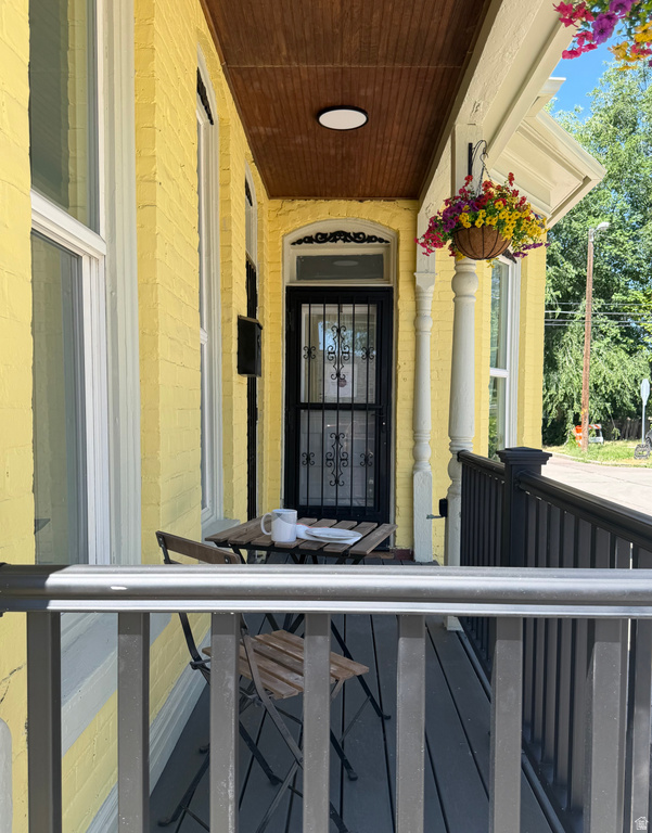 450 E SEGO AVE photo 5