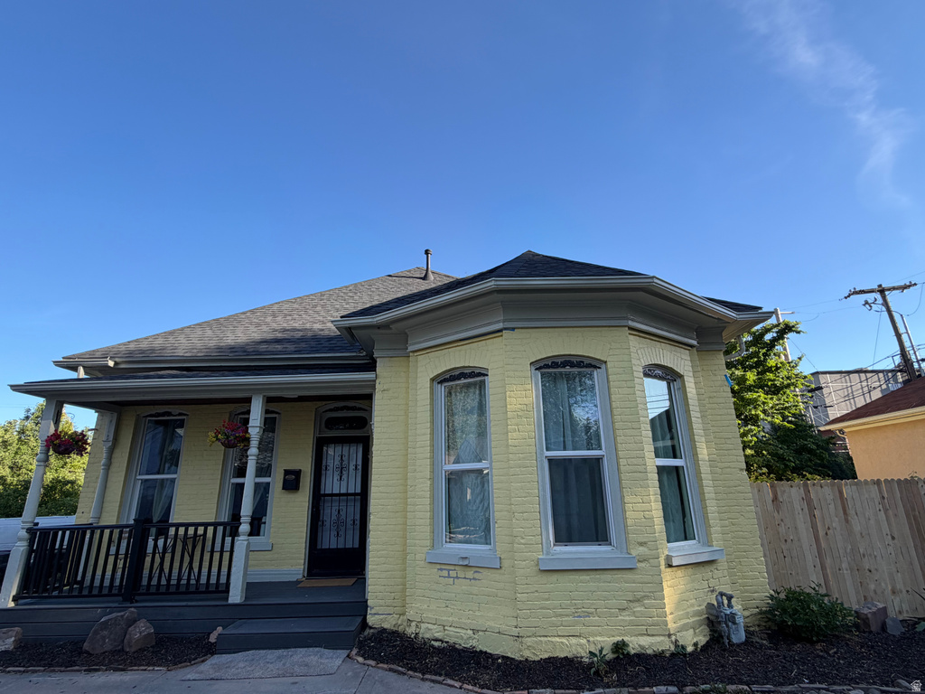 450 E SEGO AVE photo 2