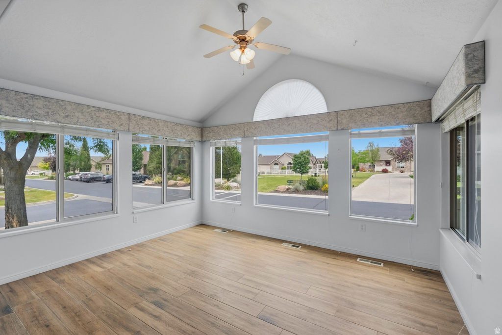 318 E 2230 N photo 2