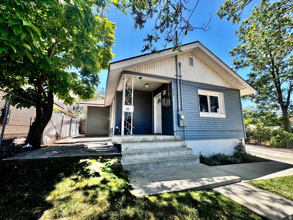 317 FRANKLIN ST photo 4