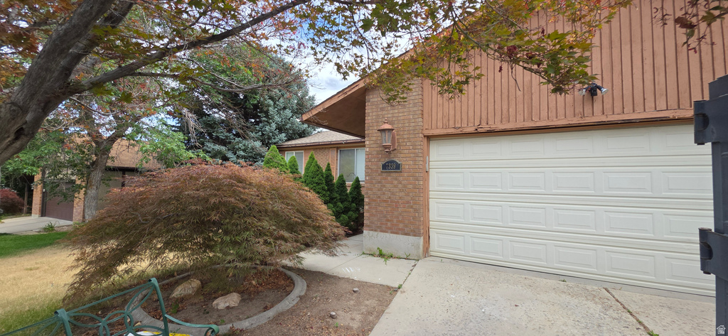 7339 S 1710 E photo 3