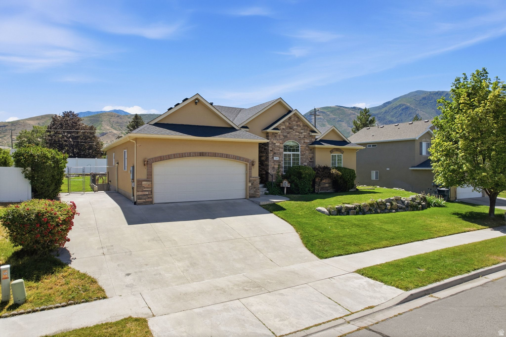1569 S 740 W photo 2