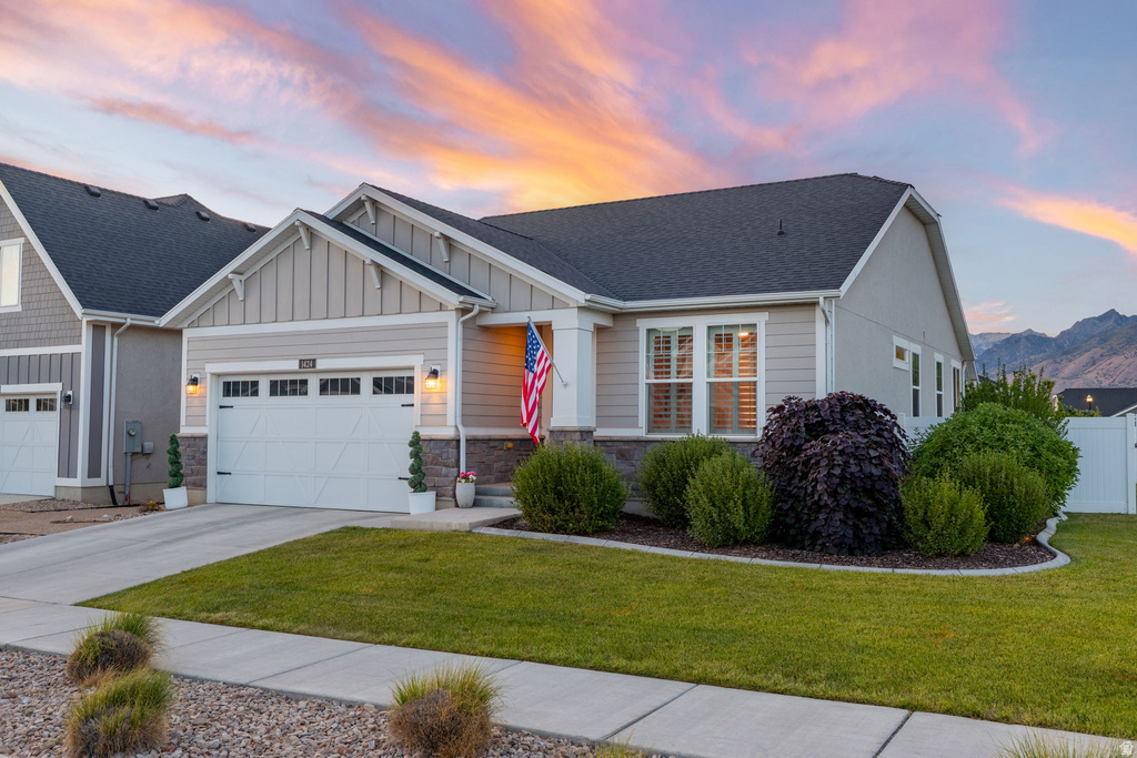 1424 W FOXTAIL WAY photo 2