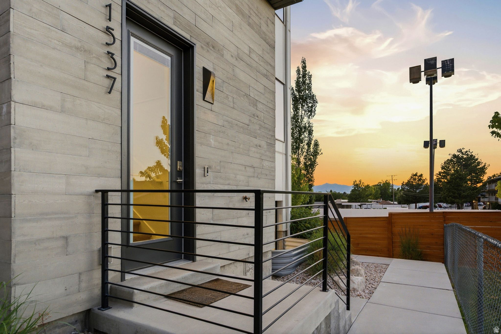 1537 E TALO S CT photo 4