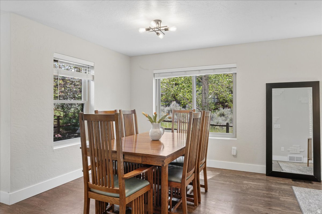 1216 FOXCREST DR photo 5