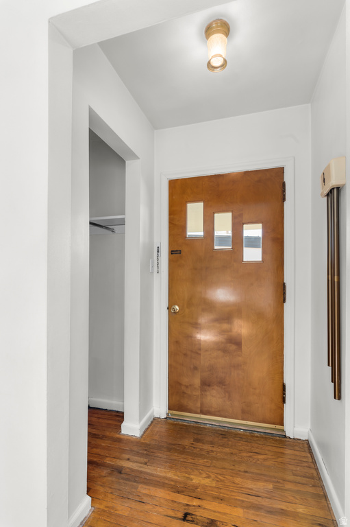 397 S 425 W photo 5