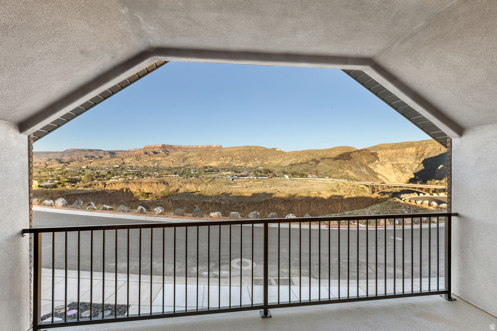 1023 N FALCON RIDGE VW photo 3