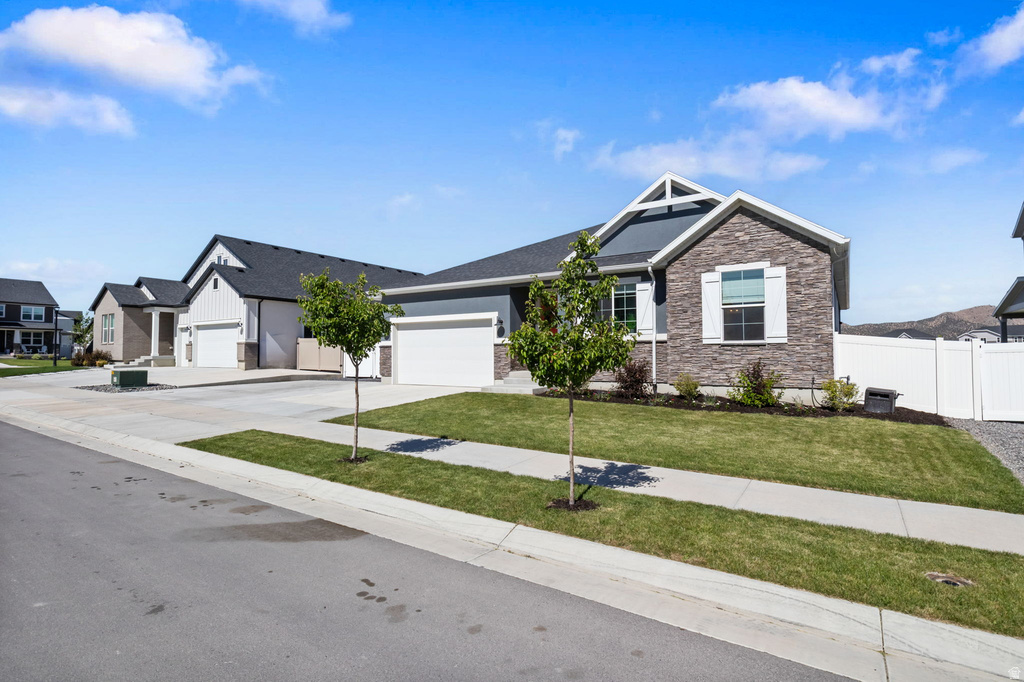 5420 N CLIFFROSE DR photo 3
