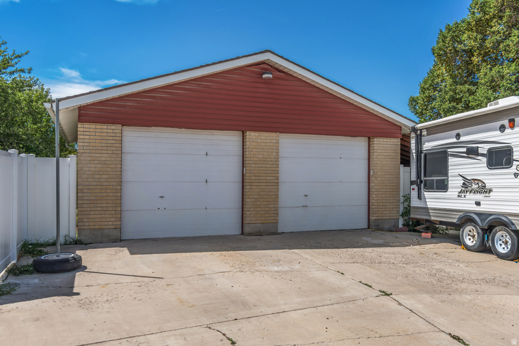 2120 W ROBIN S WAY photo 4