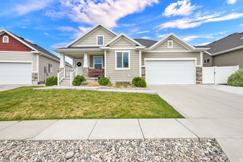 464 S HARMONY DR photo 2