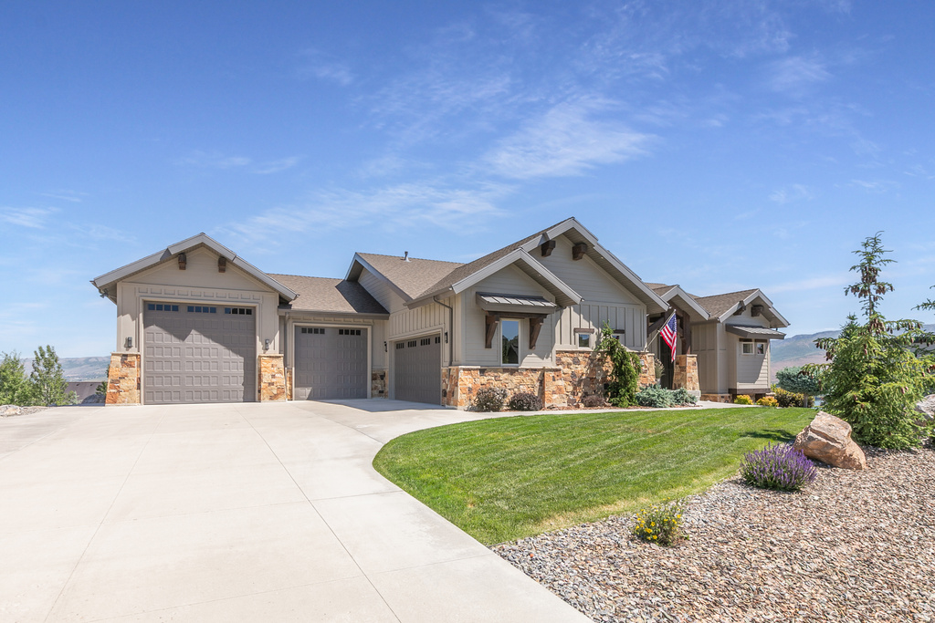 6226 E HAWKS LN photo 2