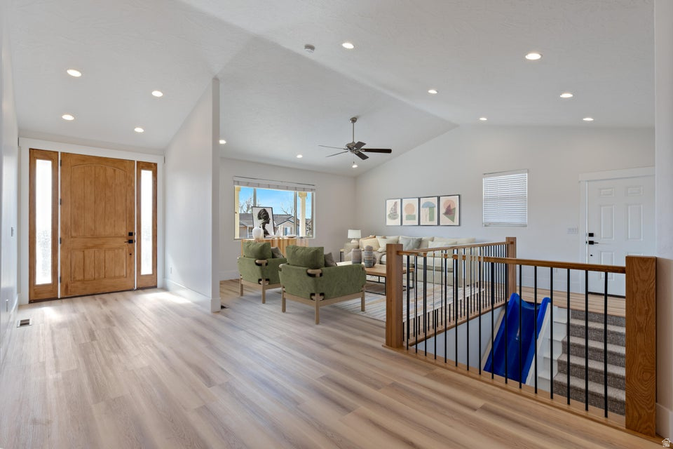 1488 W DIAMOND DR photo 5