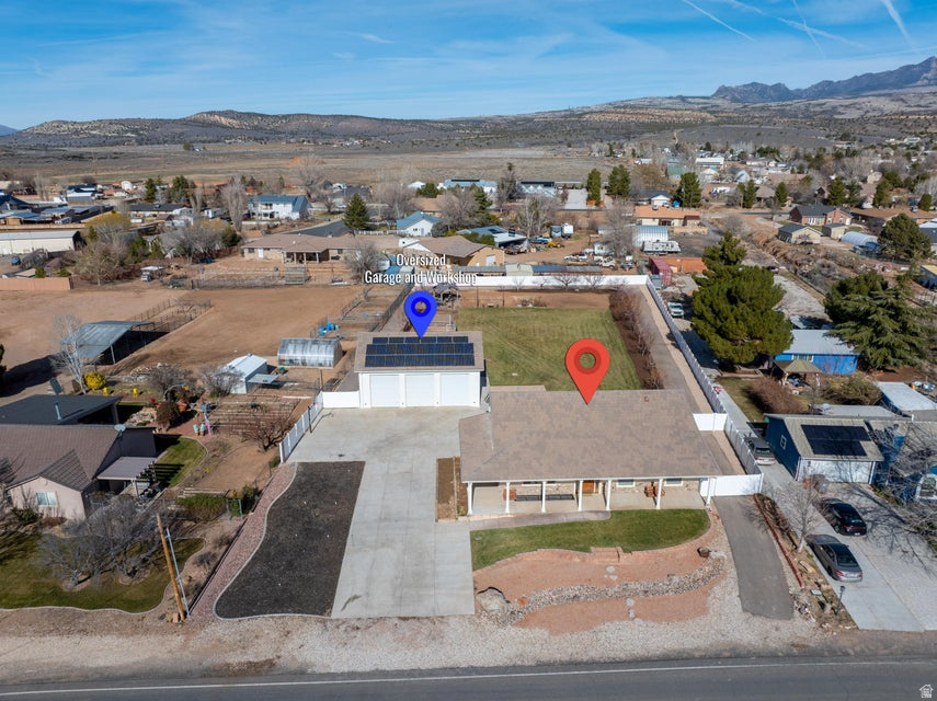 1488 W DIAMOND DR photo 2