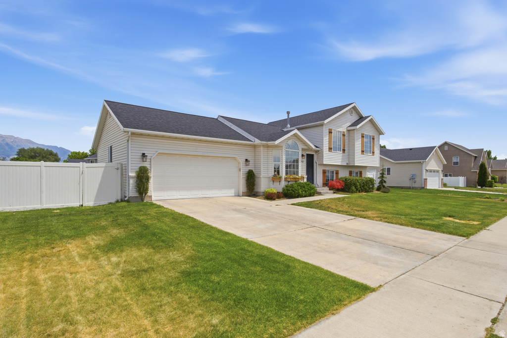 853 S 740 W photo 2