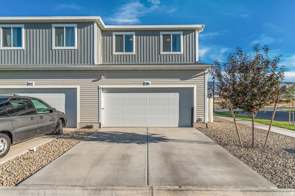 186 E RAMBLE AVE photo 4