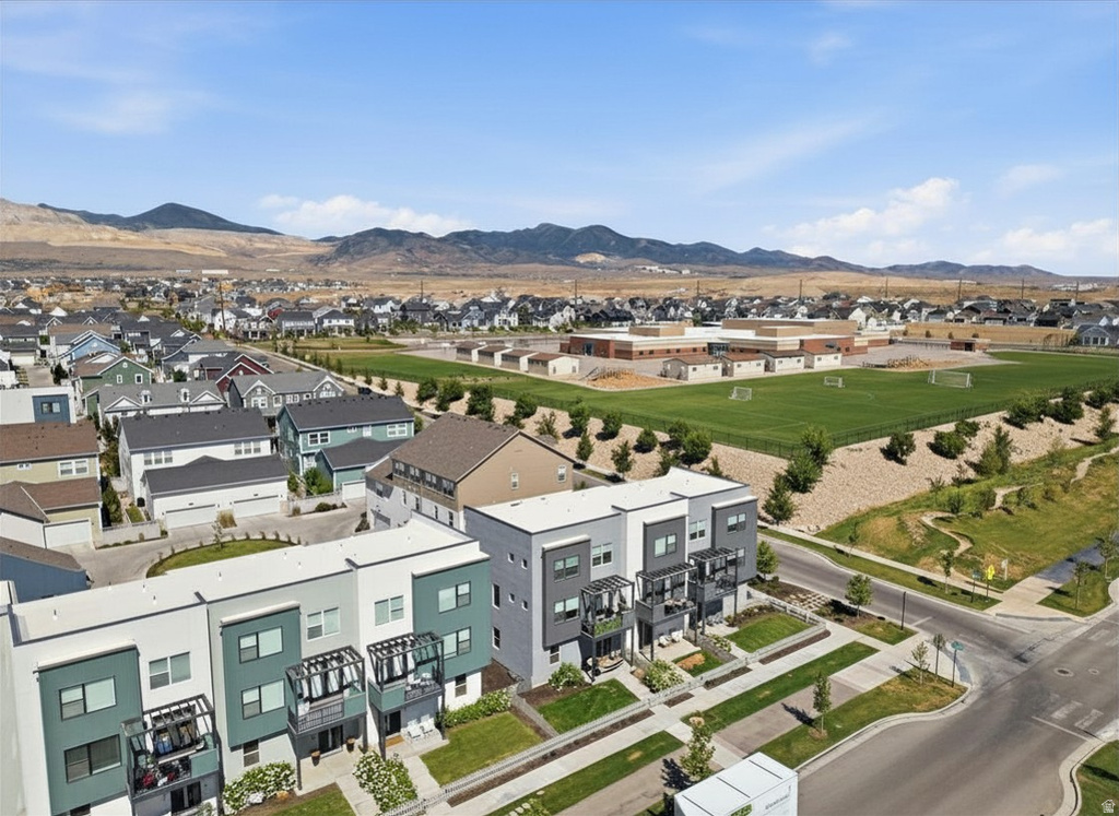 11264 S Holly Springs Dr, South Jordan, UT 84009