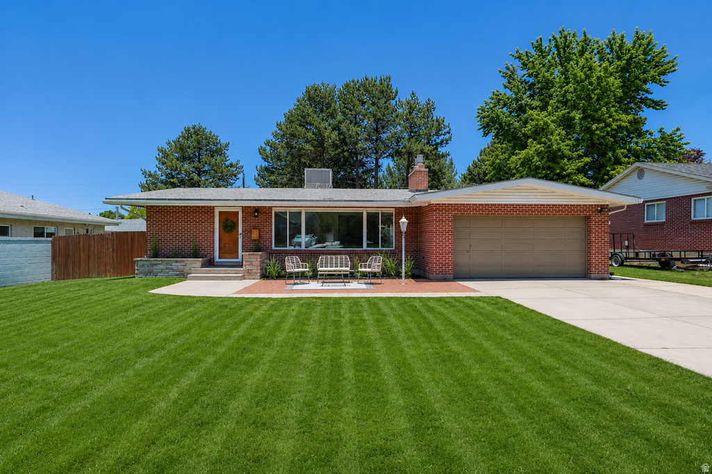 4546 ARCADIA LN photo 3